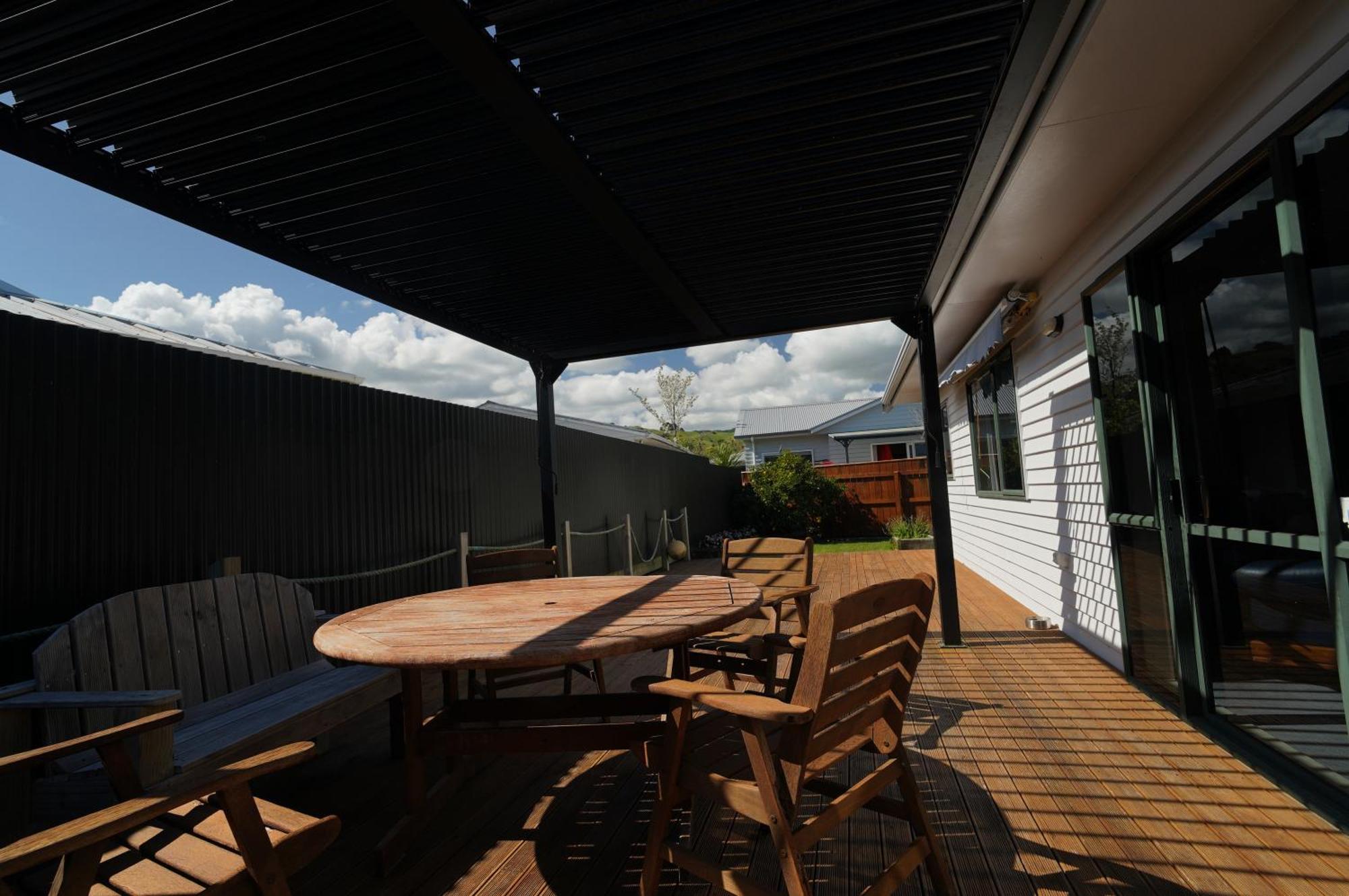 Villa Atarau Grove 4bdrm house à Paraparaumu Extérieur photo
